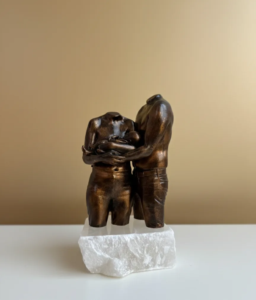 Familiebeeldje 3D, het hele gezin vastgelegd in één sculptuur, Babycrafts 3D Rotterdam